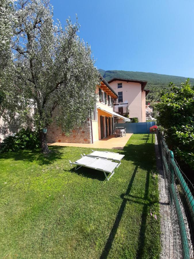 Apartment Maria Brenzone sul Garda Bagian luar foto